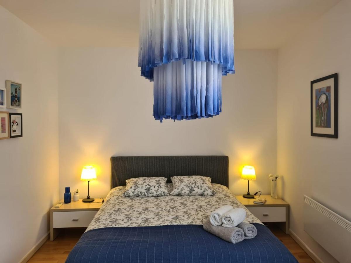 Apartment Vedrana ロヴィニ エクステリア 写真